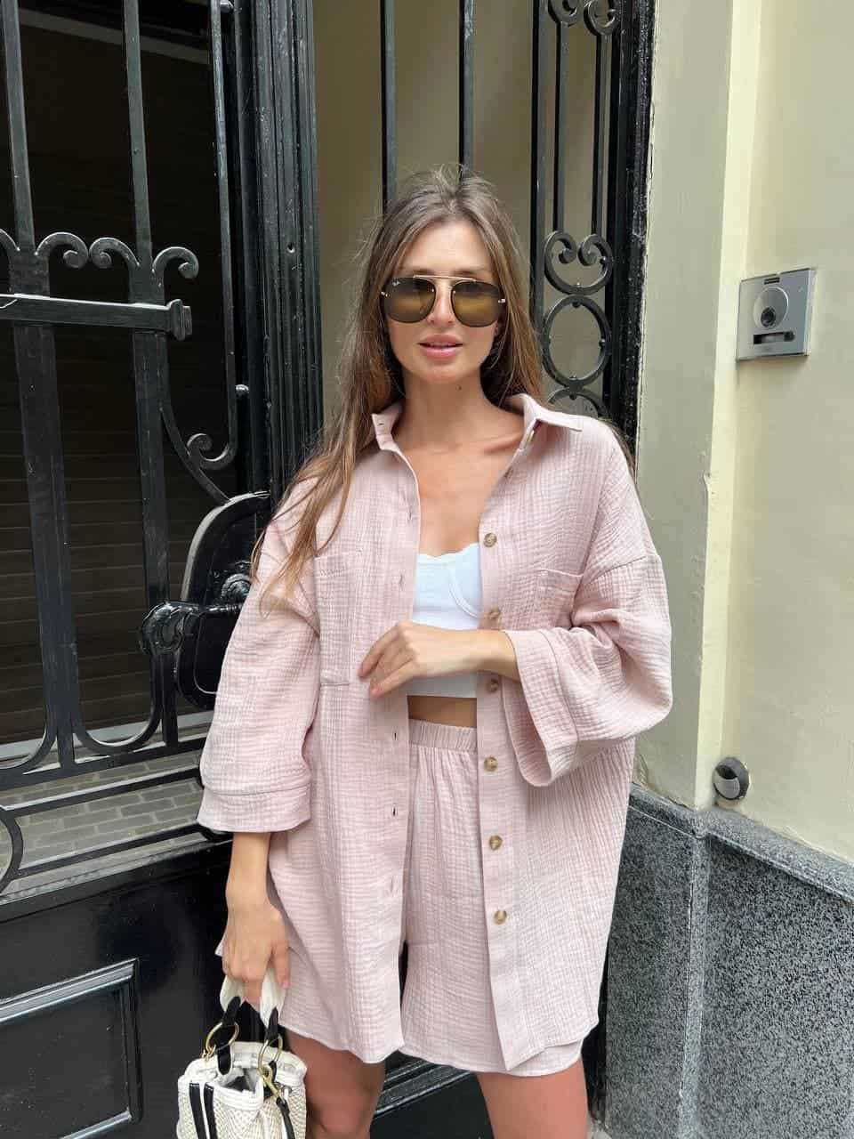 Women's Solid Color Cardigan Breasted Top Fashion Shorts Two-piece Set