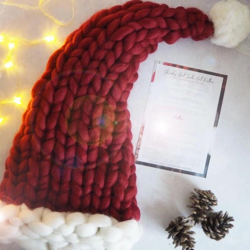 Christmas Plush Hat With Pompom - Cute Winter Hat - Elevra