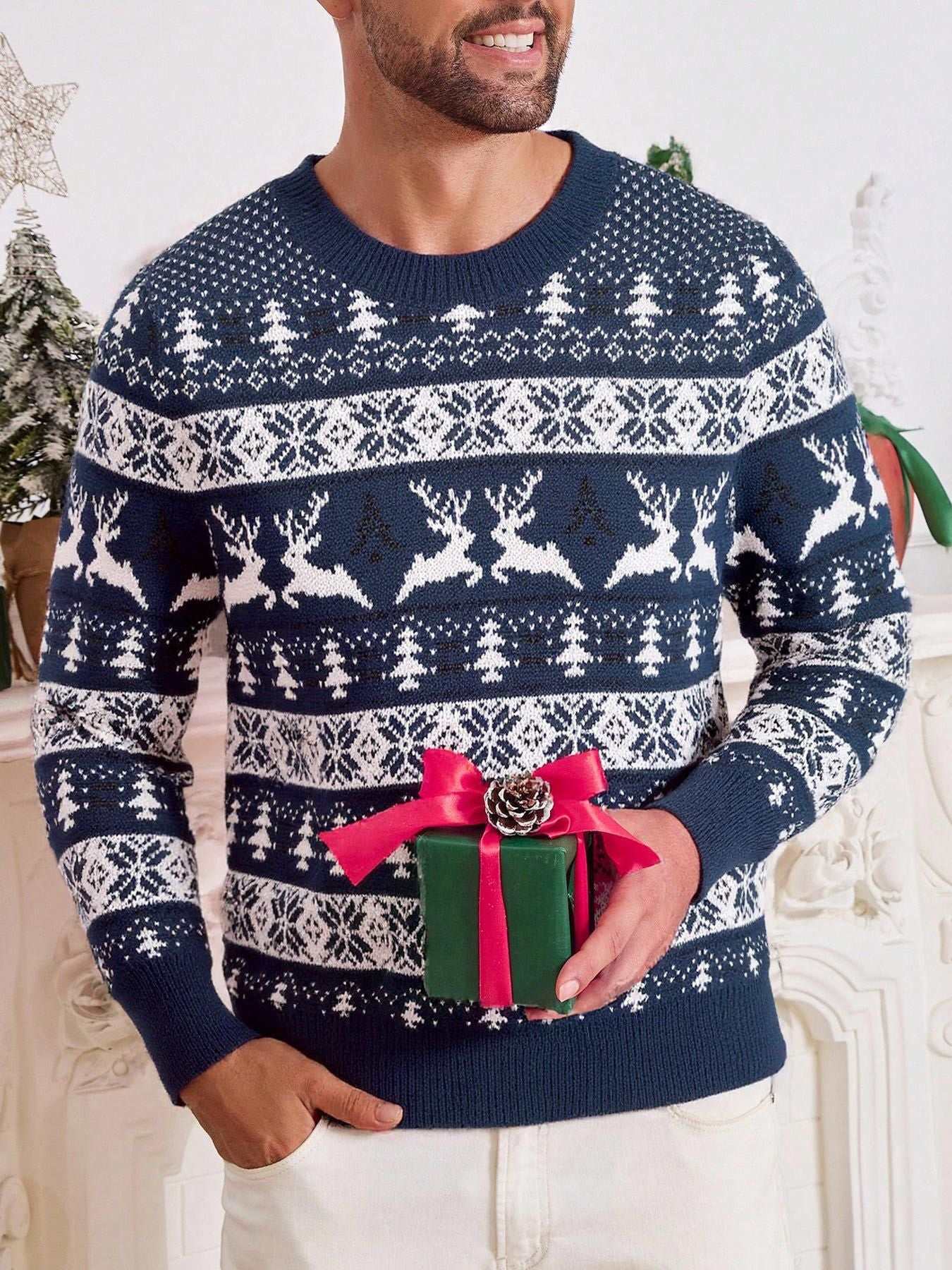 Christmas Sweater Men's Round Neck Loose Jacquard Knitwear - Elevra