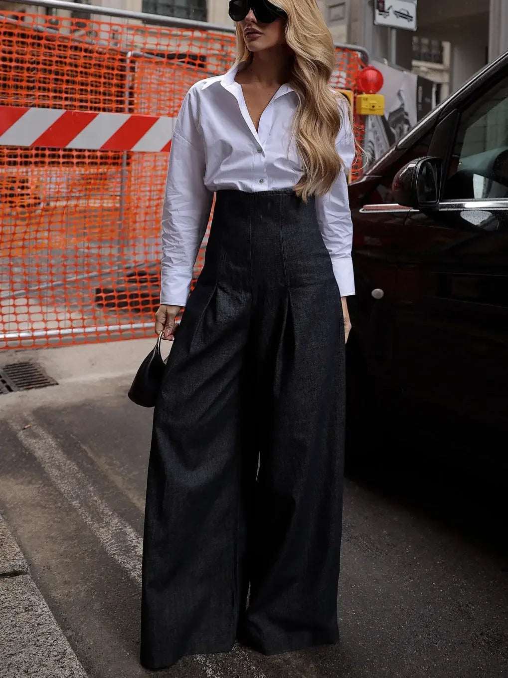 Elegant High - waist Wide - leg Jeans - Elevra