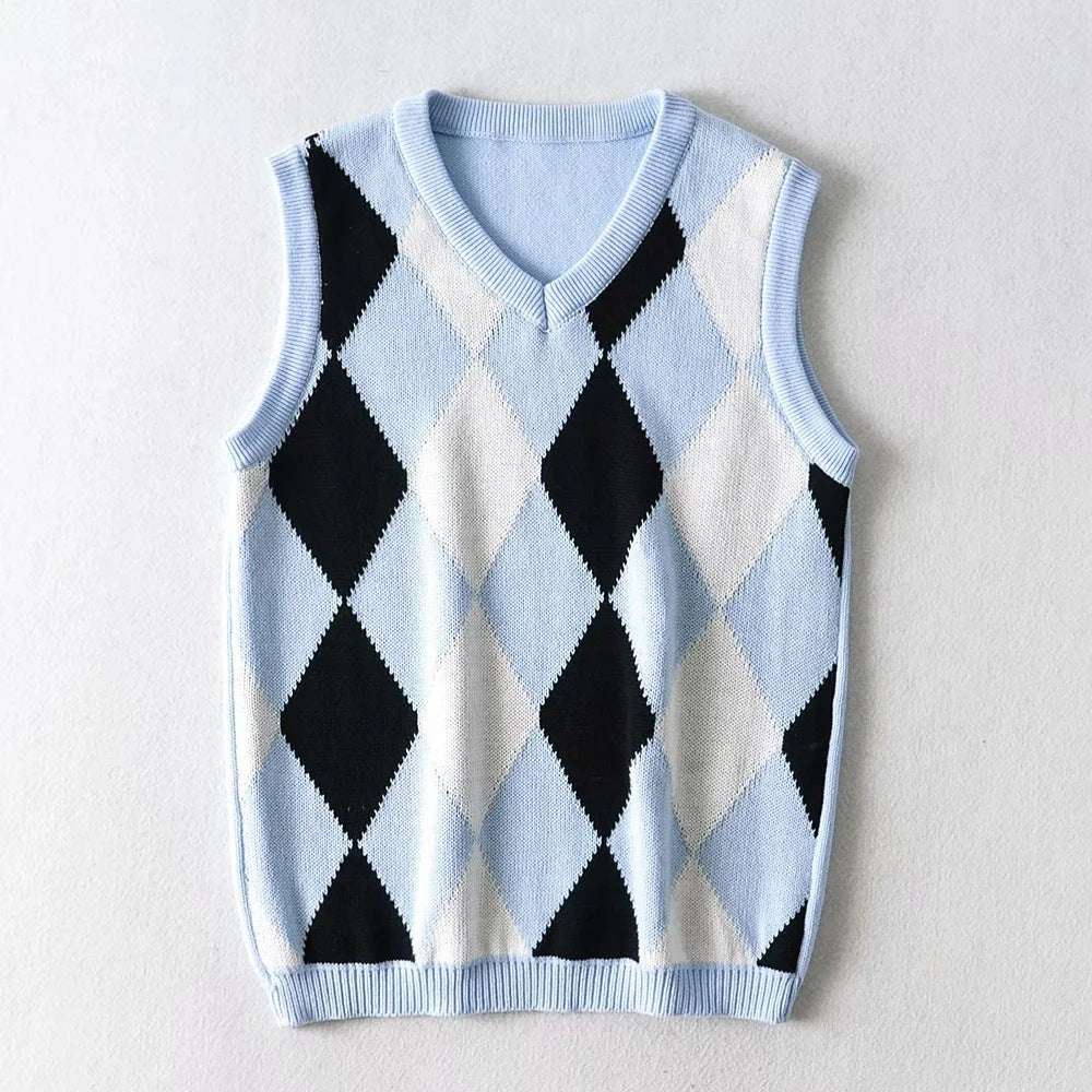 New V - neck knitted vest with plaid knitting - Elevra